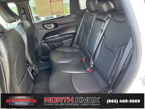 Used 2024 Jeep Compass Trailhawk image 15