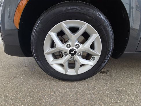 Used 2023 Kia Soul LX w/ LX Technology Package image 30