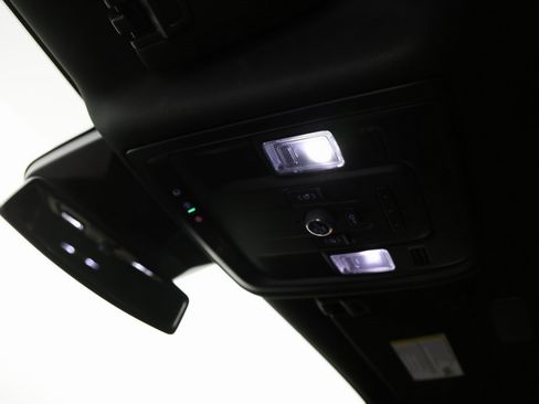 Used 2023 Cadillac Escalade Luxury image 21