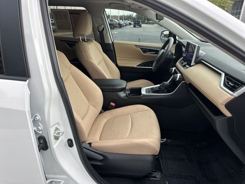 Certified 2024 Toyota RAV4 XLE w/ Convenience Package AWD/4WD image 33