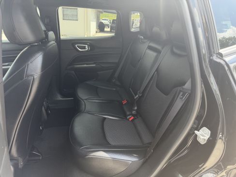 Used 2025 Jeep Compass Latitude w/ Altitude Special Edition AWD/4WD image 12