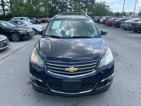Used 2016 Chevrolet Traverse LT w/ Style and Technology Package AWD/4WD image 2