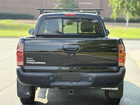Used 2014 Toyota Tacoma 4x4 Access Cab image 5