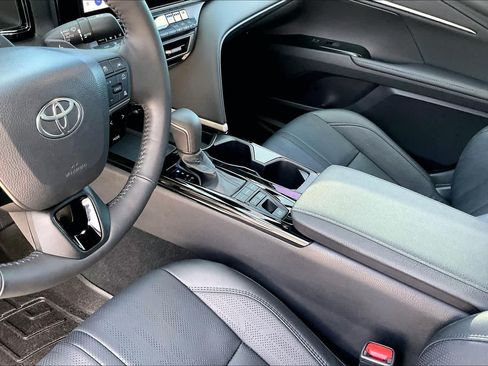 Used 2026 Toyota Camry XSE w/ Premium Plus Package FWD image 17