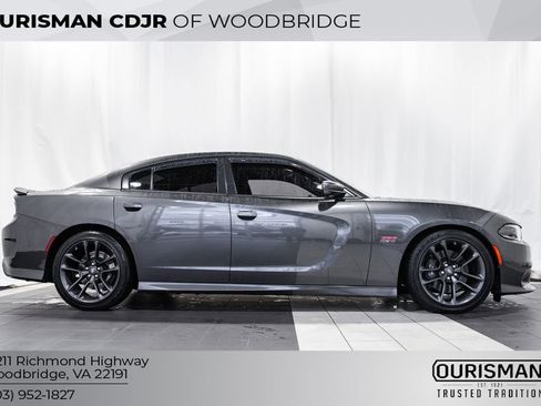 Used 2022 Dodge Charger Scat Pack w/ Harman/Kardon Audio Group image 3