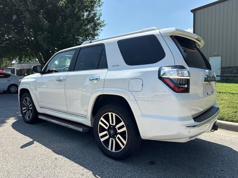 Used 2019 Toyota 4Runner Limited AWD/4WD image 7