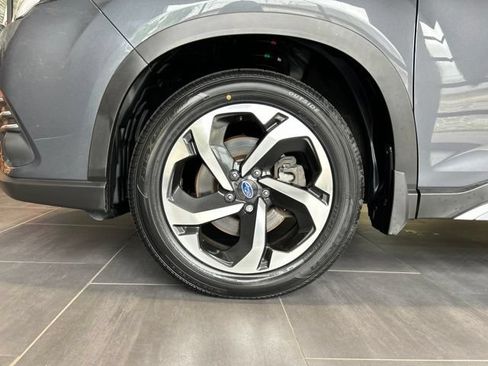 Used 2024 Subaru Forester Touring AWD/4WD image 46