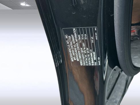 Certified 2023 Mercedes-Benz EQS 580 4MATIC SUV image 21