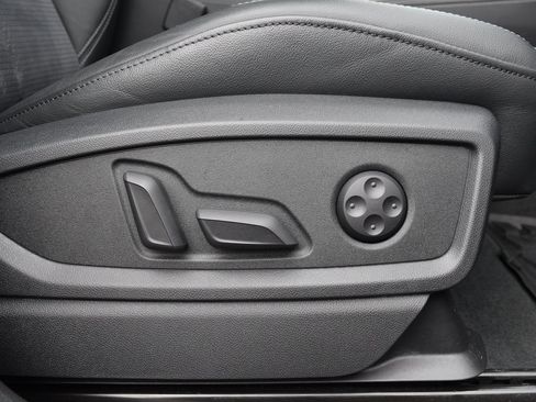 Used 2022 Audi SQ5 Premium Plus image 39