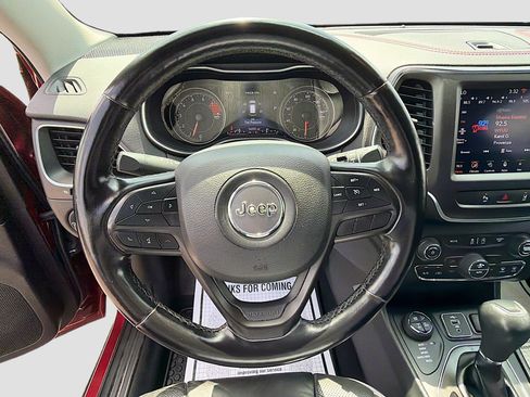 Used 2021 Jeep Cherokee Trailhawk w/ Sun, Sound & Nav Group AWD/4WD image 40