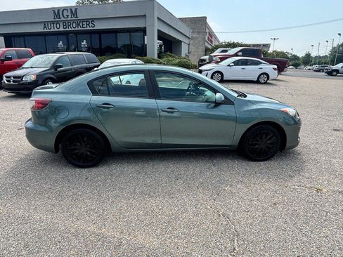 Used 2013 MAZDA MAZDA3 i SV w/ Convenience Pkg FWD image 45