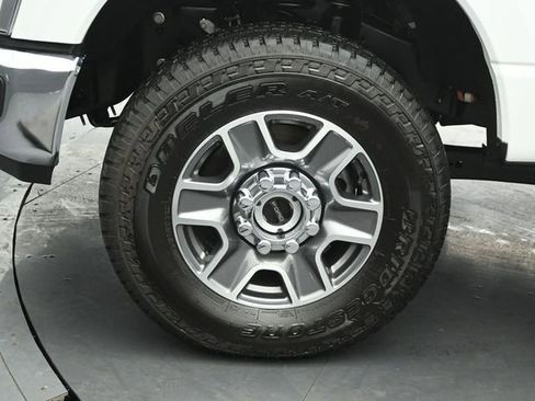 Used 2025 Ford F250 Lariat w/ Snow Plow Prep Package image 34