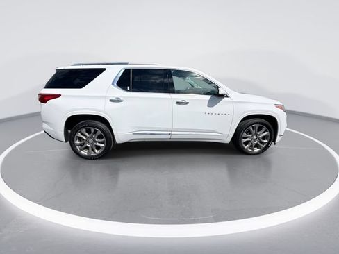 Used 2018 Chevrolet Traverse Premier AWD/4WD image 9