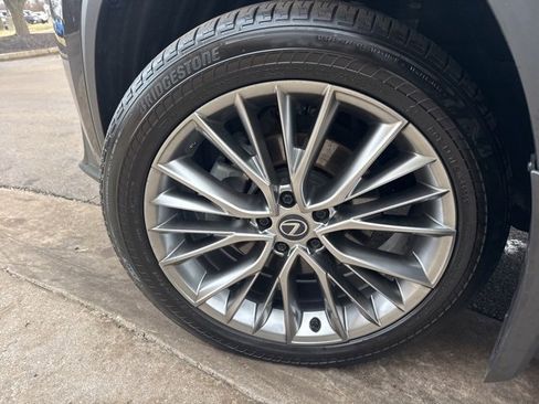 Used 2024 Lexus NX 350 AWD w/ Vision Package image 11