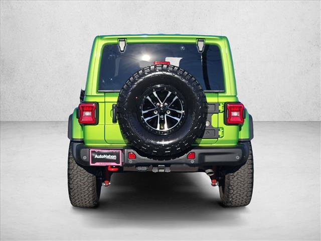 Used 2025 Jeep Wrangler Unlimited Rubicon AWD/4WD image 7