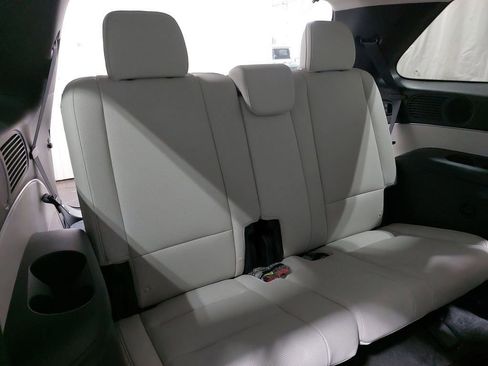 Used 2026 Hyundai Palisade Calligraphy AWD/4WD image 12