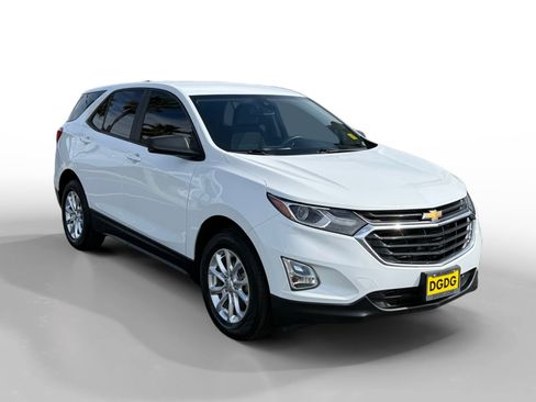 Used 2021 Chevrolet Equinox LS image 7