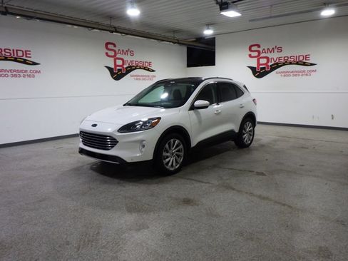 Used 2022 Ford Escape Titanium w/ Titanium Elite Package AWD/4WD image 1
