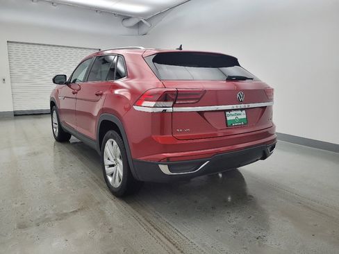 Used 2020 Volkswagen Atlas Cross Sport SE image 5