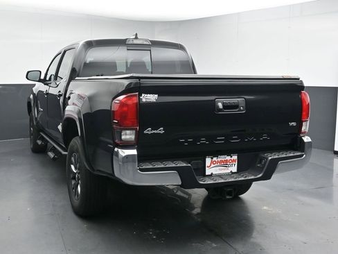 Used 2023 Toyota Tacoma SR5 AWD/4WD image 6