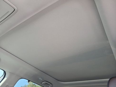 Used 2025 Honda Pilot Elite image 26