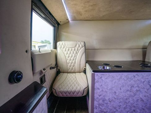 Used 2000 HUMMER H1 4-Door Wagon AWD/4WD image 69