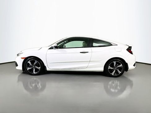 Used 2016 Honda Civic Touring image 4