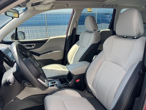 Certified 2022 Subaru Forester Premium AWD/4WD image 12