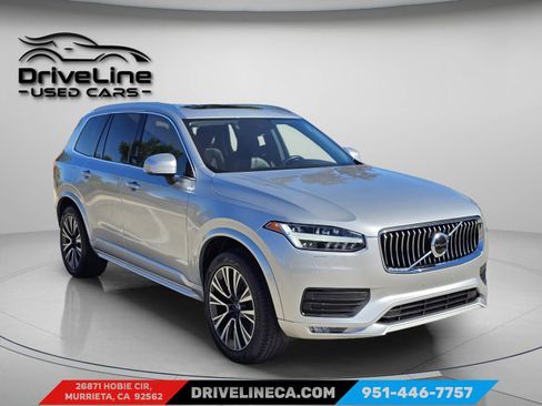 Used 2021 Volvo XC90 T5 Momentum w/ Climate Package image 6