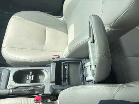 Used 2015 Subaru Forester 2.5i Touring w/ Eyesight & Navigation System AWD/4WD image 20