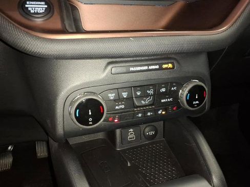 Certified 2024 Ford Bronco Sport Outer Banks w/ Tech Package AWD/4WD image 19