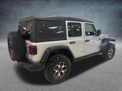 Used 2022 Jeep Wrangler Unlimited Rubicon w/ Steel Bumper Group AWD/4WD image 5