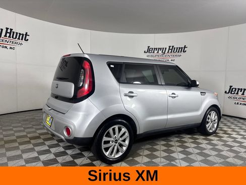 Used 2018 Kia Soul + FWD image 5