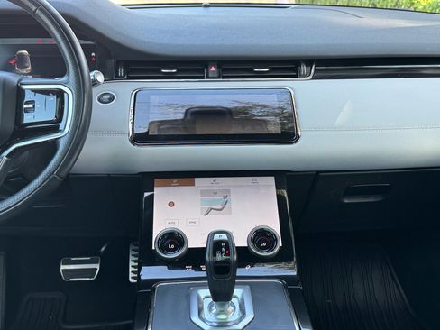 Used 2021 Land Rover Range Rover Evoque R-Dynamic S image 29