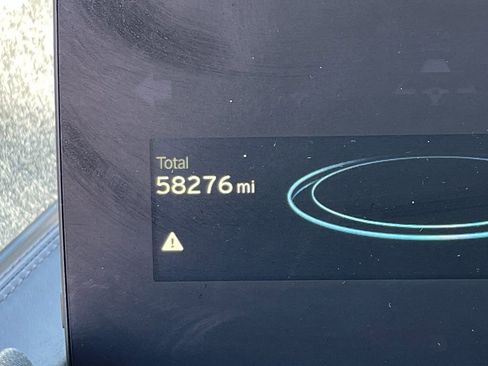 Used 2015 BMW i3 with Range Extender image 30