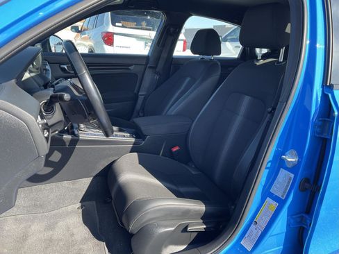 Used 2023 Honda Civic Sport image 12