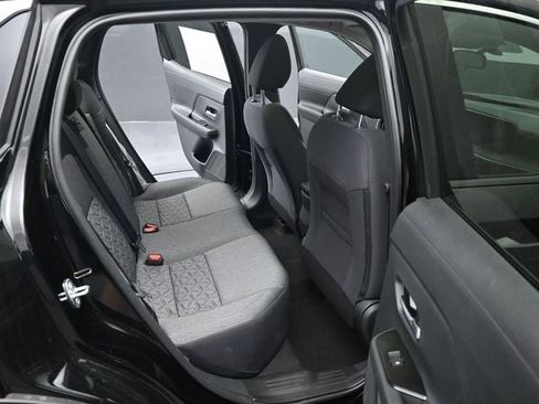 New 2026 Nissan Kicks SV w/ SV Premium Package AWD/4WD image 27