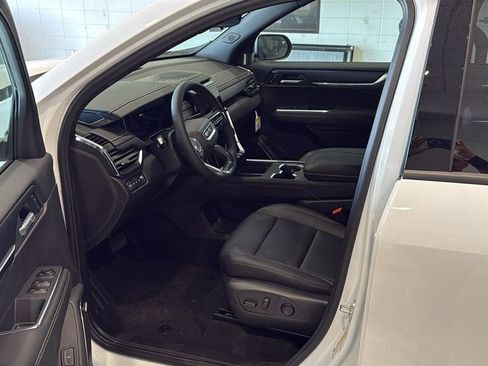 New 2026 GMC Acadia Elevation w/ Elevation Premium Package AWD/4WD image 22