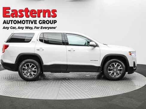 Used 2022 GMC Acadia SLE image 4