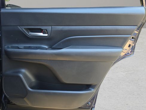 Used 2024 Toyota Grand Highlander AWD image 30