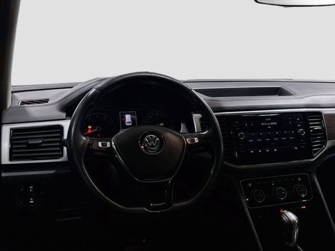 Used 2018 Volkswagen Atlas SEL FWD image 19