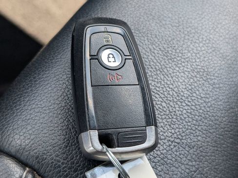 Used 2019 Ford F150 Lariat w/ Trailer Tow Package AWD/4WD image 22