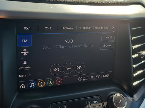 Used 2023 GMC Acadia SLE w/ Driver Convenience Package image 26