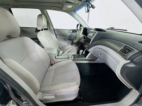 Used 2011 Subaru Forester 2.5X Premium image 33
