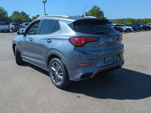 Used 2022 Buick Encore GX Select w/ Sport Touring Package FWD image 17