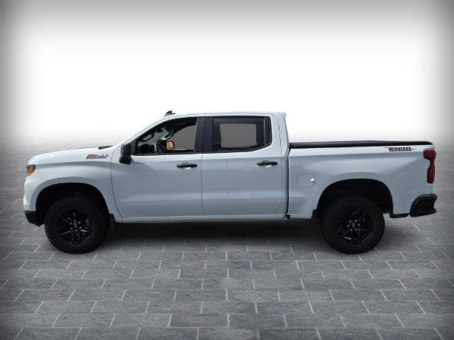 Used 2025 Chevrolet Silverado 1500 Custom Trail Boss AWD/4WD image 4