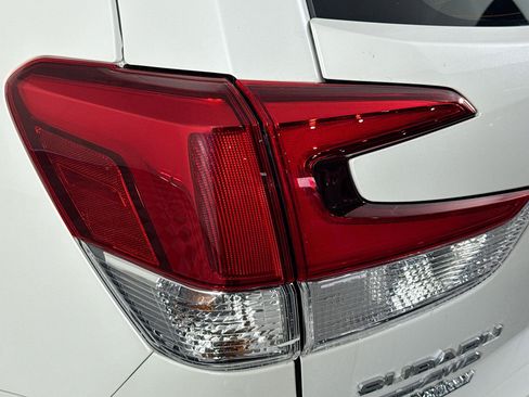 Used 2021 Subaru Forester AWD/4WD image 60