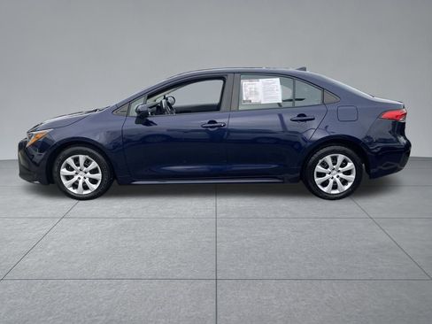 Used 2023 Toyota Corolla LE image 4