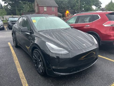 Used 2022 Tesla Model Y Performance AWD/4WD image 5