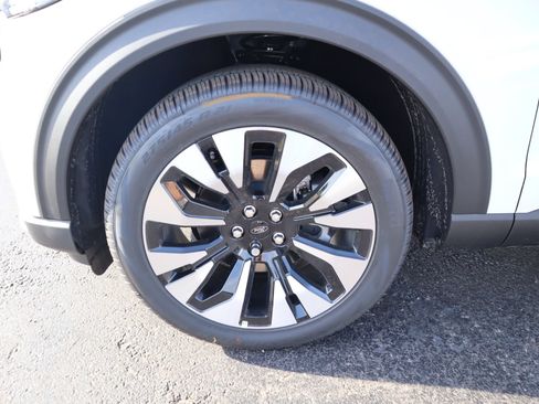 New 2026 Ford Explorer Platinum w/ LUX Leather Package AWD/4WD image 22
